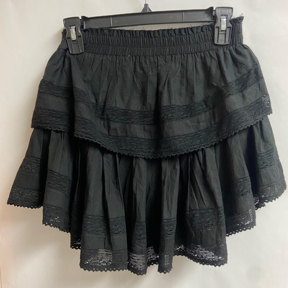 LoveShackFancy Ruffle Mini Skirt Black Size P Excellent Condition - Picture 3 of 4